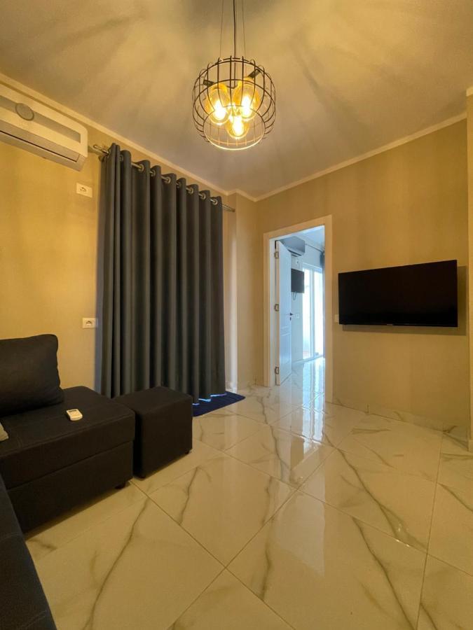 Modern Beachfront Apartments Sarandë Eksteriør billede