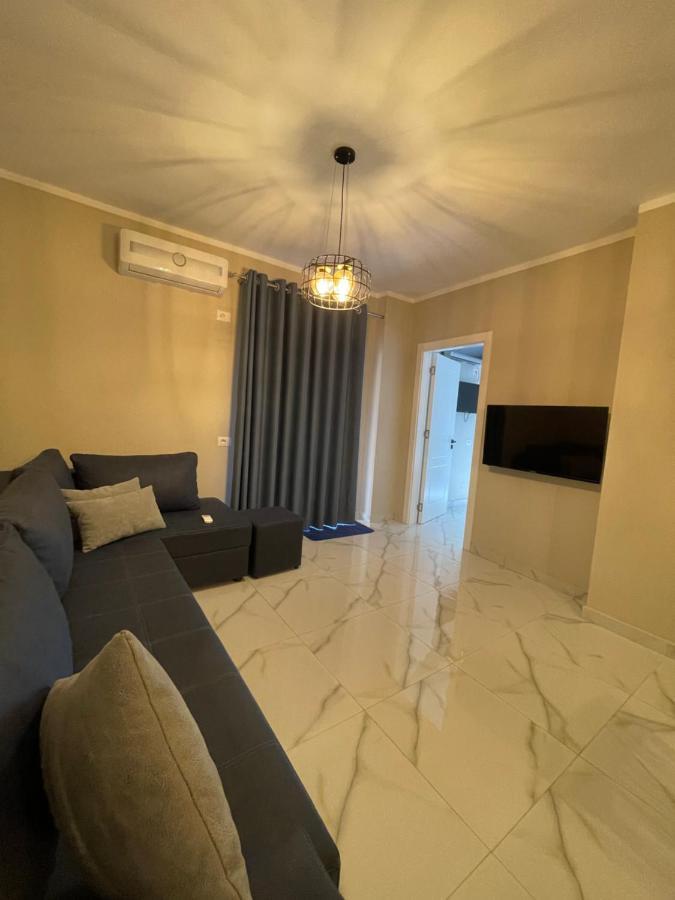 Modern Beachfront Apartments Sarandë Eksteriør billede