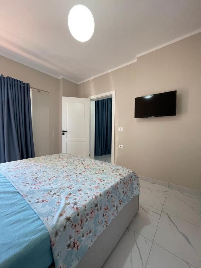 Modern Beachfront Apartments Sarandë Eksteriør billede