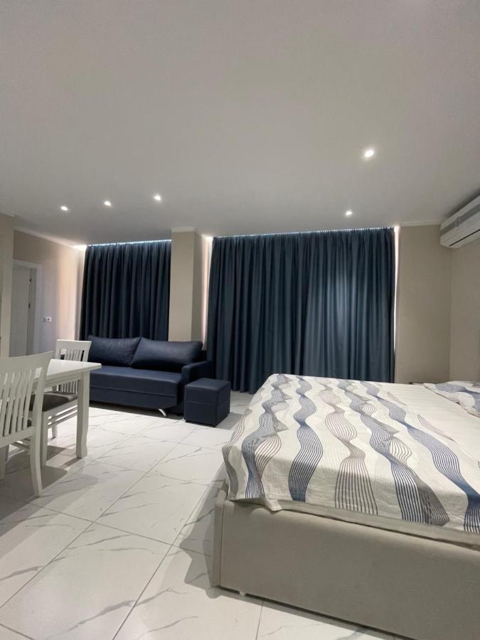 Modern Beachfront Apartments Sarandë Eksteriør billede