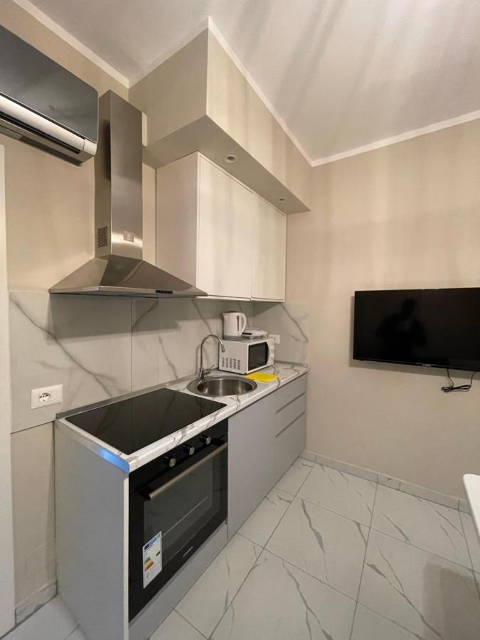 Modern Beachfront Apartments Sarandë Eksteriør billede